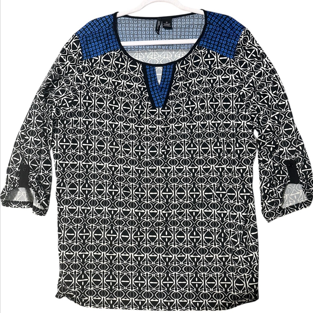 🐣New Directions Black and Blue Patterned Blouse